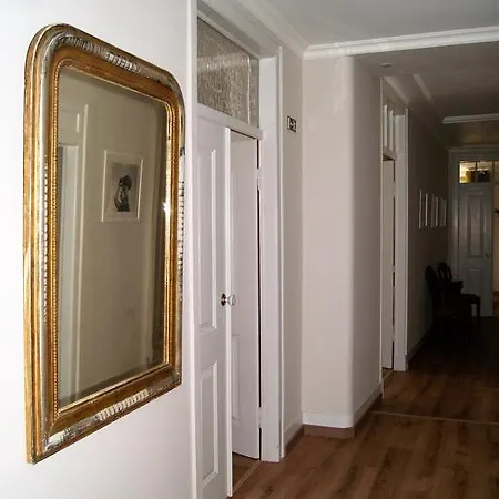 O Guest house *