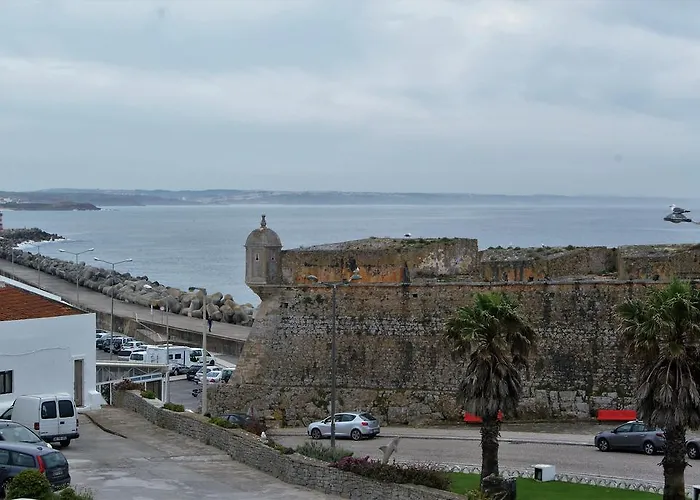 O Πανσιόν Peniche